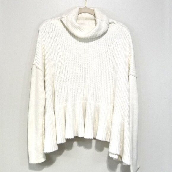 FREE PEOPLE LAYER CAKE SWEATER SMALL - Picture 2 of 10